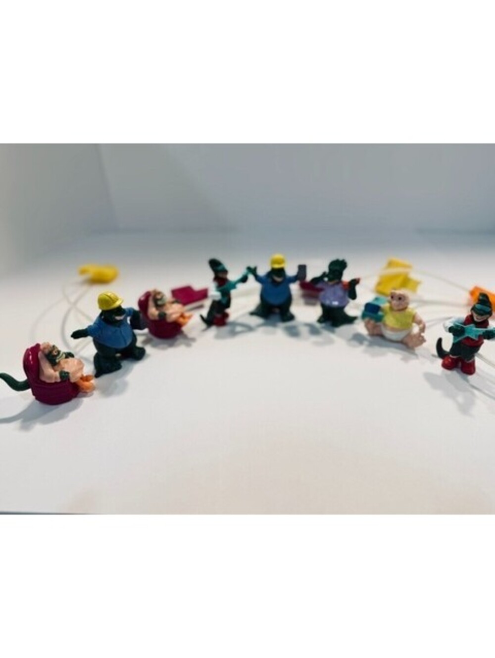 Vintage 1992 McDonald's Dinosaurs Happy Meal Toy Lot of 8 Figures - not the mama